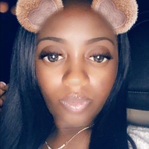 Meet your Posher, Tracie